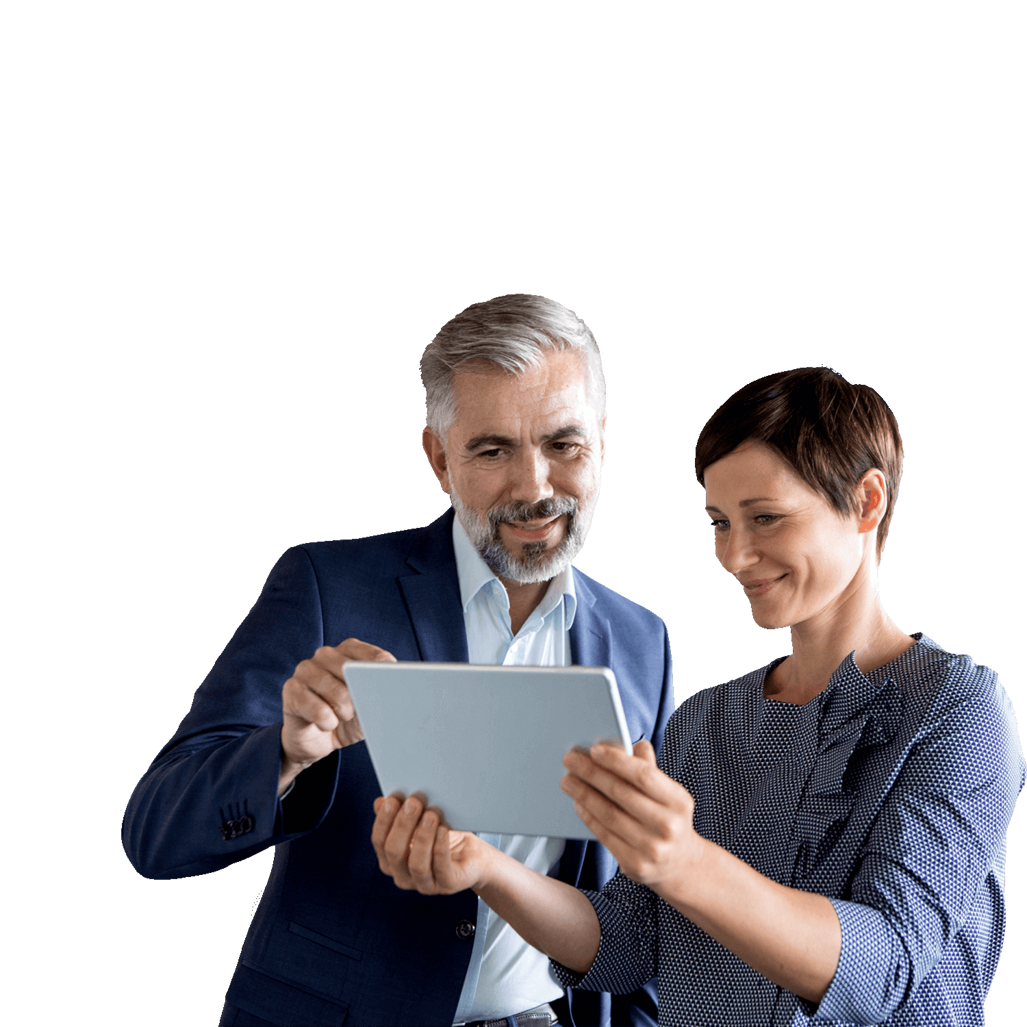 Homme et femme travaillant sur une tablette, symbolisant le secrétariat juridique de confiance offert par MEDIALEX.